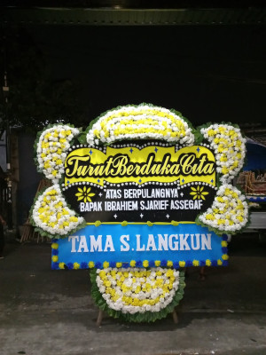 Papan Bunga Duka di 15 Ulu